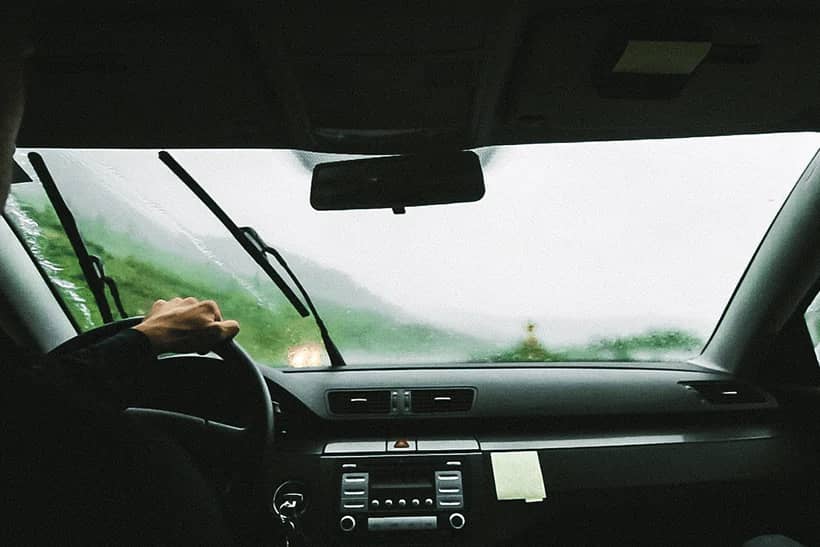 When do I need to replace the wiper blades?